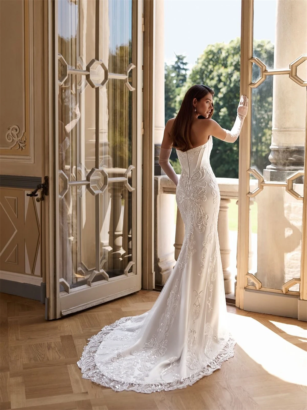 

Customized Boho White Satin Wedding Dress Elegant Strapless Sleeveless Bridal Gowns Classic Mermaid Court Train Vestido De Novia