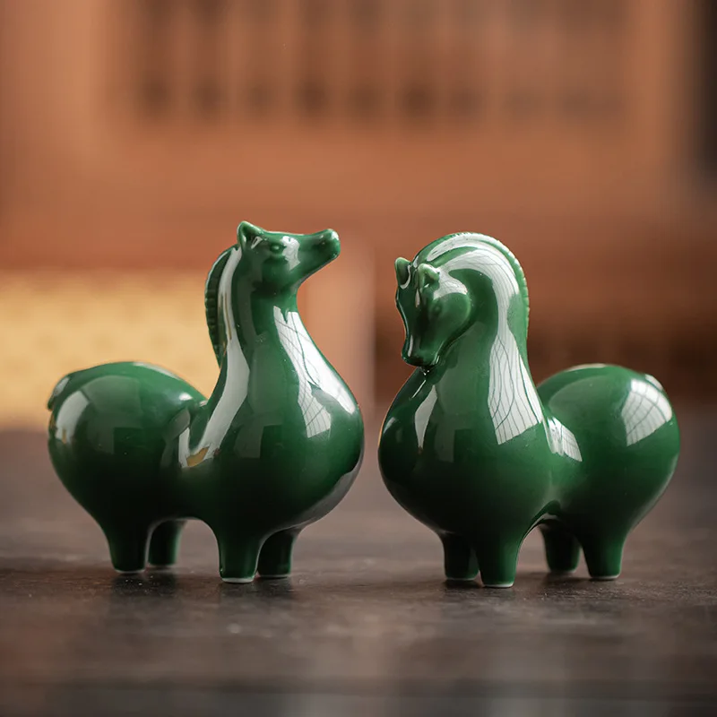 

Green Horse cute little Tang Horse decoration Chinese living room office tea table surface decoration handmade ceramic crafts