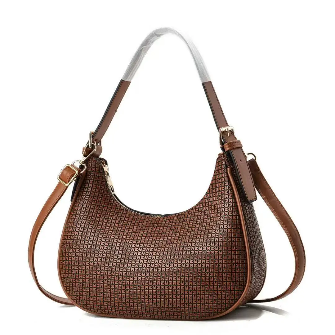 sac-pour-femme-a-texture-tissee-–-style-sous-les-bras-bandouliere-minimaliste-tendance-et-sac-a-bandouliere-boulette-a-la-mode