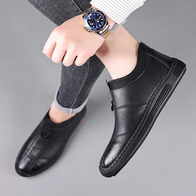 Men Leather Shoes Casual Shoes Slip-on Flat Sports Shoes Fashion Soft Soled Travel Sneakers Leather Men Business Non Slip Shoes