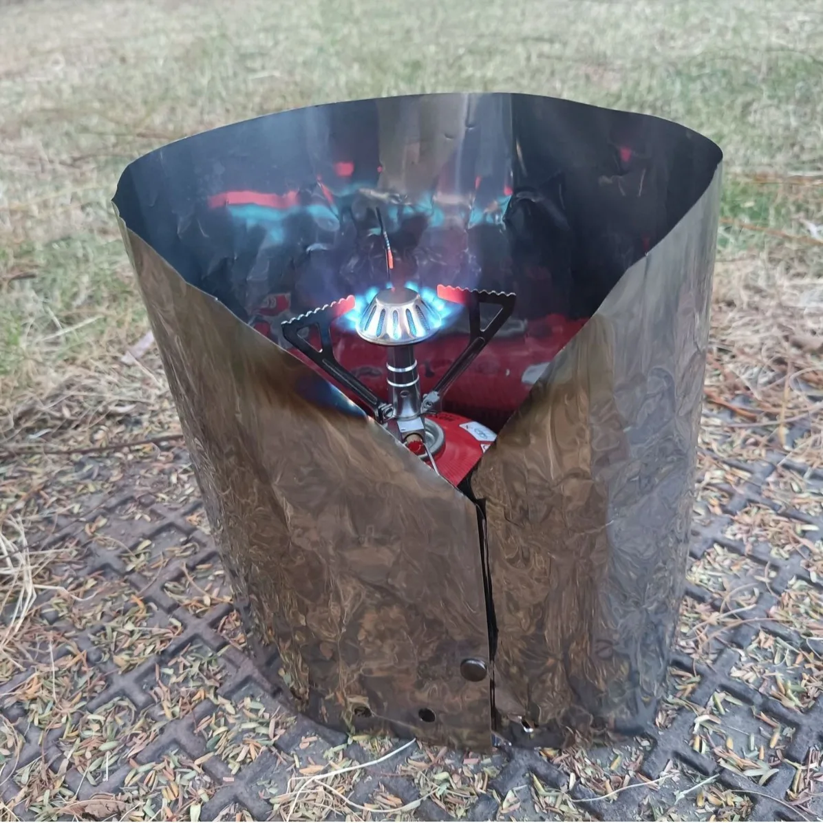 Outdoor Camping Stove Titanium Windshield Screen Windproof Wind Shield
