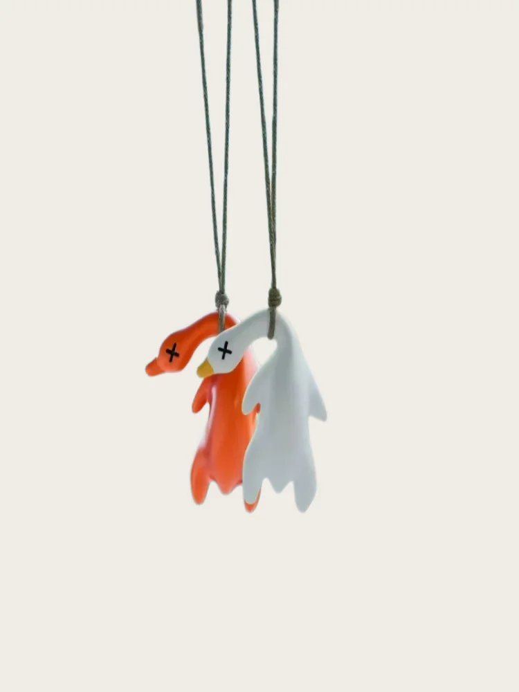 2Pcs Fashion UV Photochromic Color Change Duck Keychain Cute Cartoon Goose Pendant Decor For Bag Car Keyrings image 6