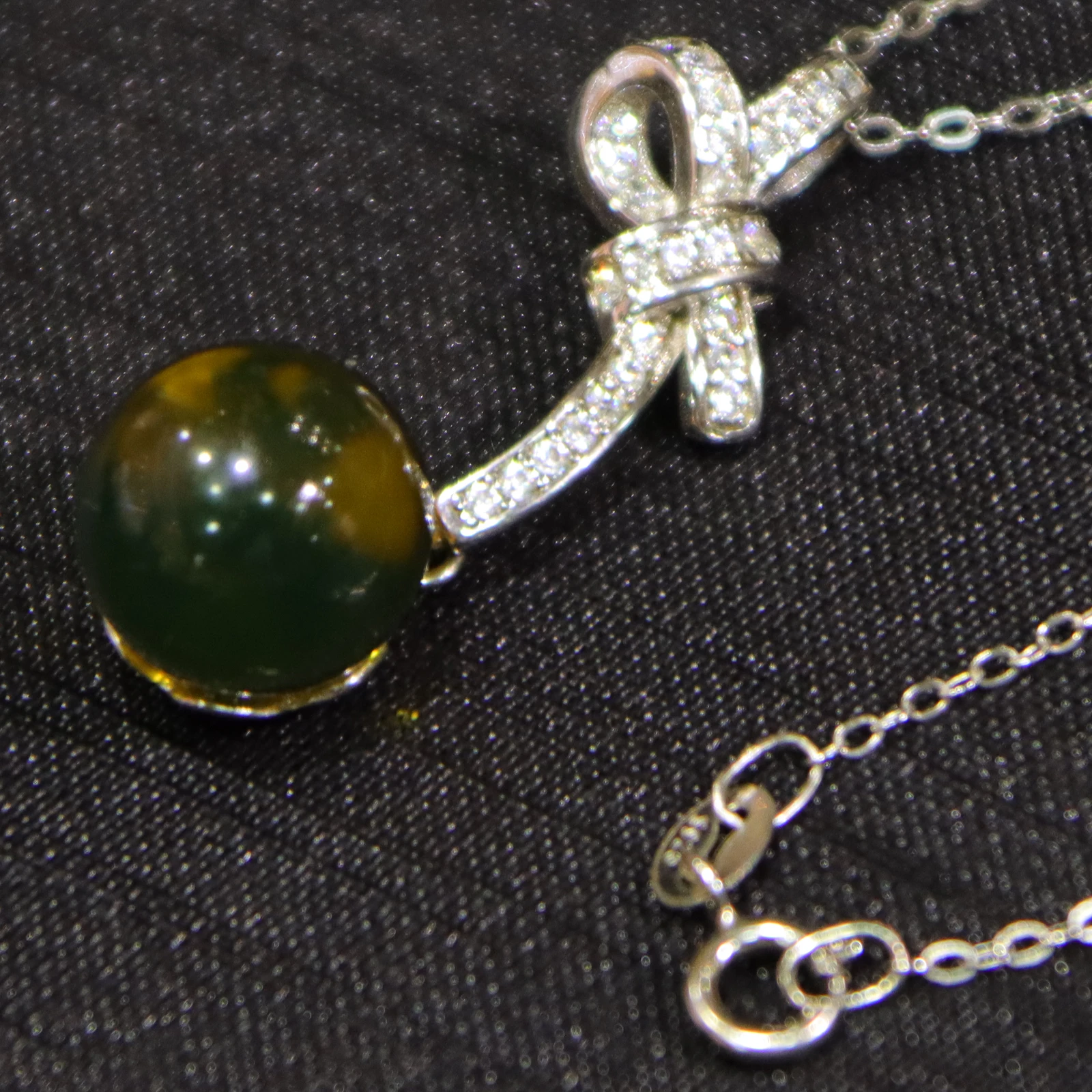 Natural Mexican Blue Amber Pendant 10mm Round Pure Silver Diamond Bow Charm Necklace For Women Sweet Luxury Jewelry Gift