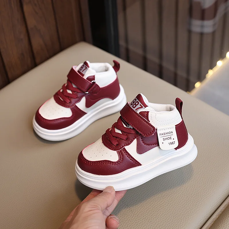 Crianças botas de tornozelo 2025 outono meninos meninas confortáveis antiderrapantes plataforma ao ar livre botas de algodão crianças alta superior da criança sapatos de skate