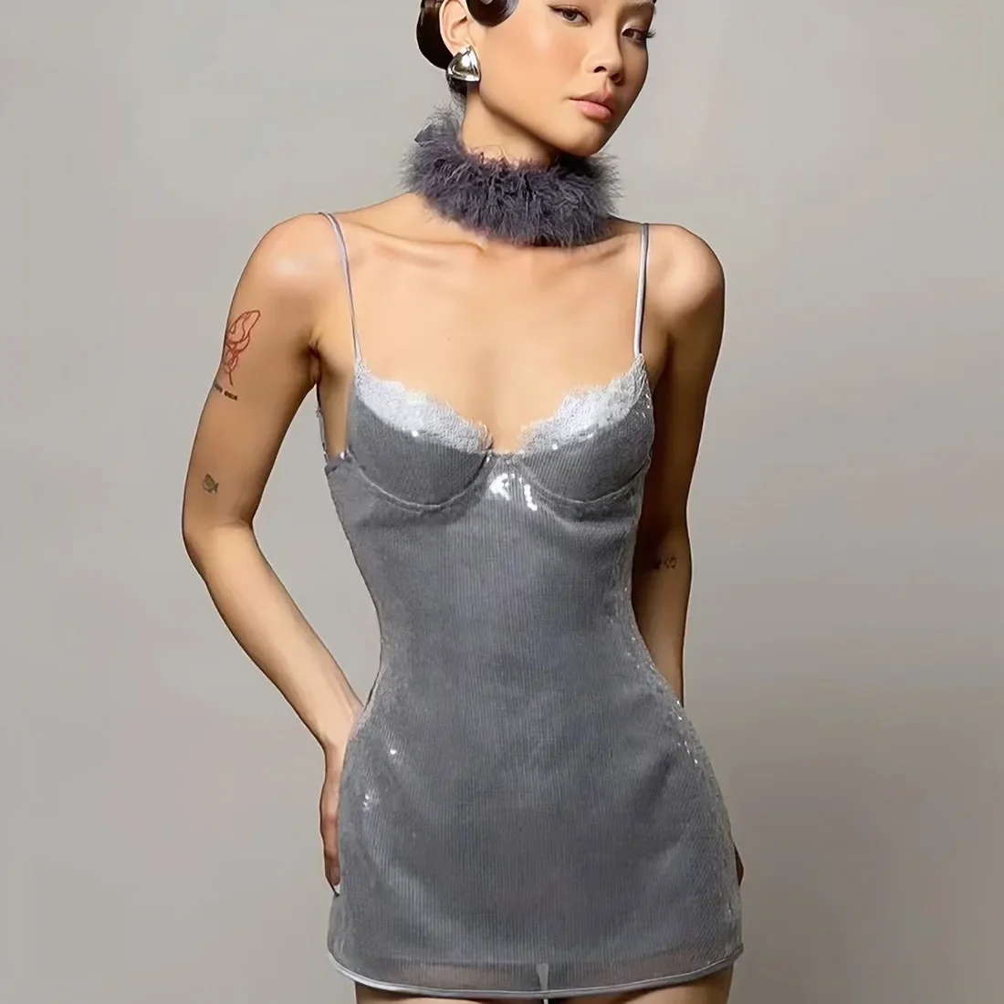 Lace Patchwork Sequins Camisole Bodycon Mini Dress with Furry Chocker Women Sexy Glitter Spaghetti Strap Backless Party Clubwear