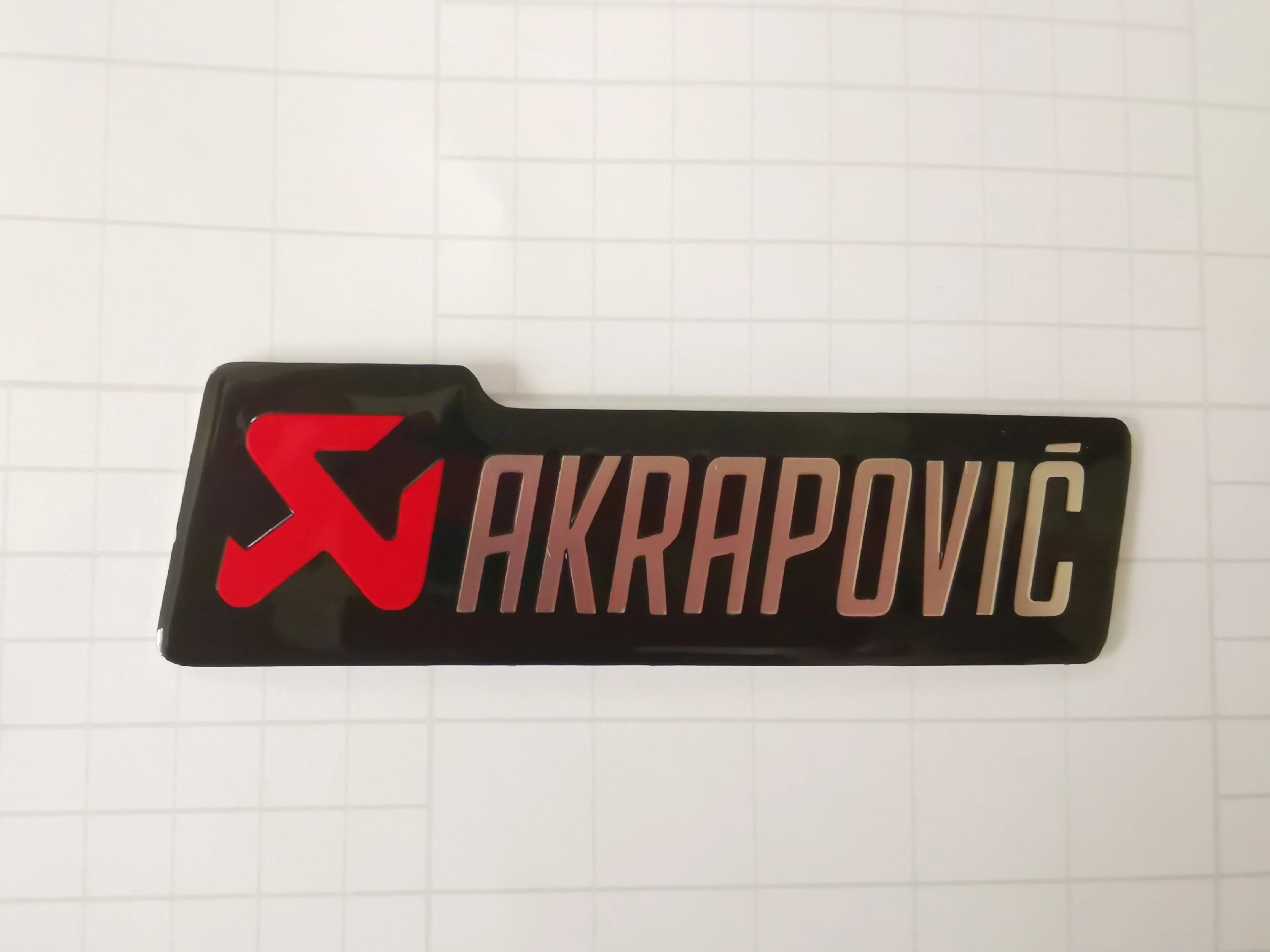 3D aluminiowa naklejka naklejki na motocykl na tłumik wydechu Akrapovic samochodowa emblemat dekoracyjny Moto emblemat naklejki na zderzak