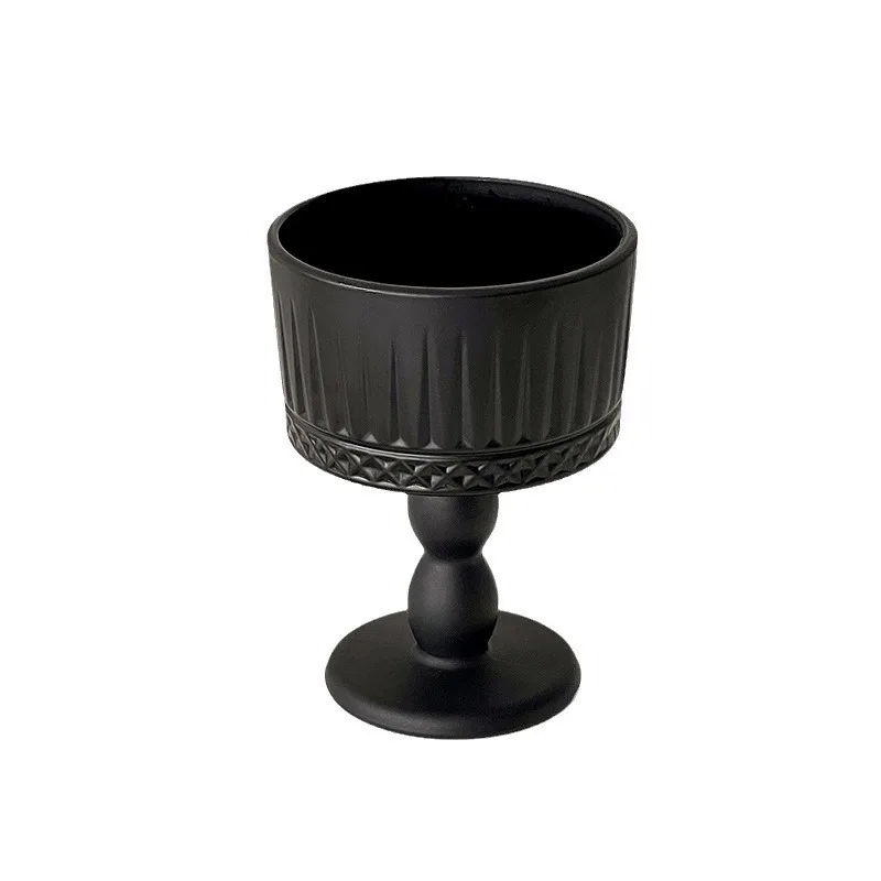 French Retro Black frosted candle holder Home High-end Aromatherapy Candle Glass Base Atmosphere Decorative Ornaments