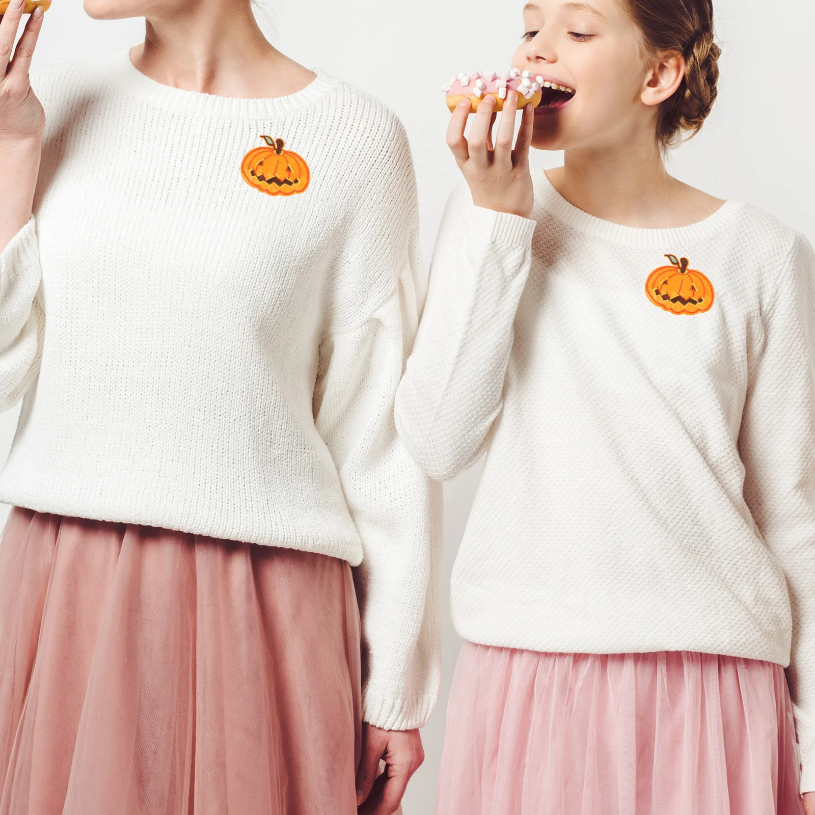 

5Pcs Halloween Embroidered Cloth Patches DIY Iron on Sew on Applique Patches for Clothes and Bags Applique Patch