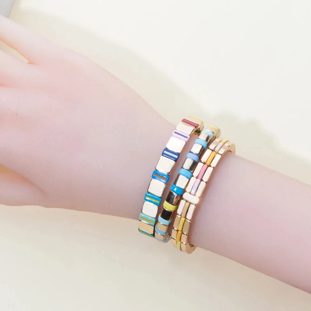 Bohemian Rainbow Alloy Muti-Shaped Beads Bracelet for Women Candy Color Bangle Elastic 2024 New Fashions Jewelry