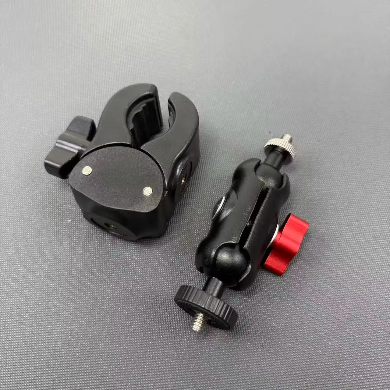 Large Size Universal Joint Bike Handle Mount for Fixed Motion Camera Compatible with DJI Gopro Round Tube Riding Bike Handle