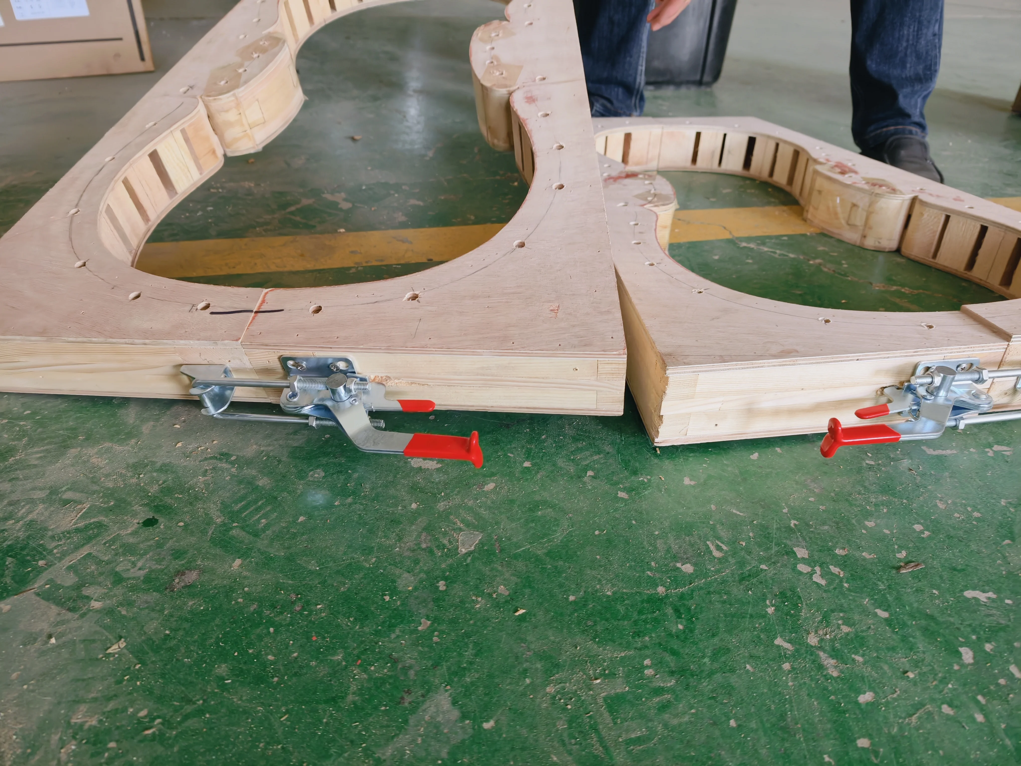 4/4 Cello Sound Beam Assembly Molds Musical Instrument Craft Internal External Models Factory Production Assembly