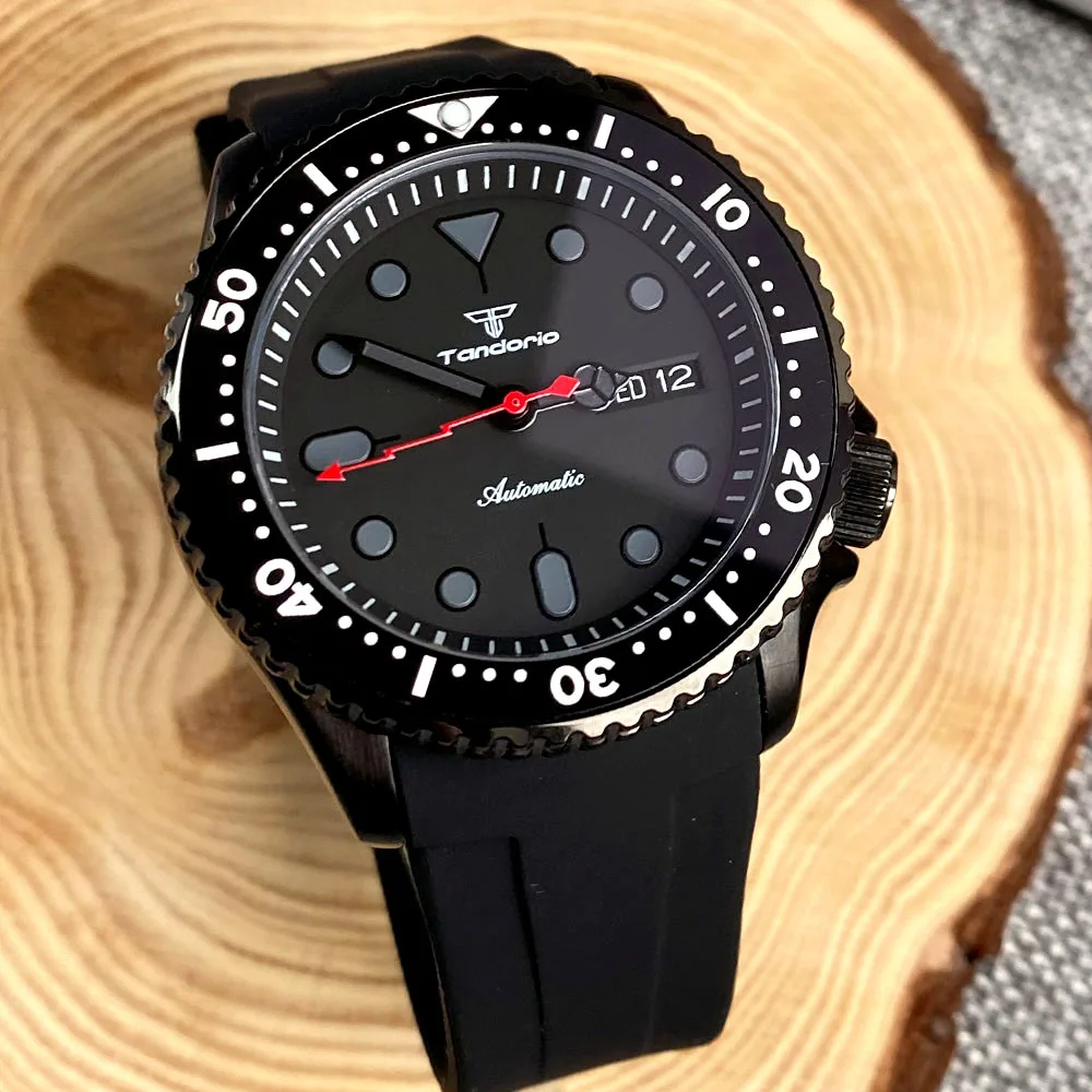 Black SKX Diver Mechanical Watch men Black Date NH36 Movt 3.8 Crown 20bar Waterproof Wristwatch Red Flash Hand Tandorio Clock