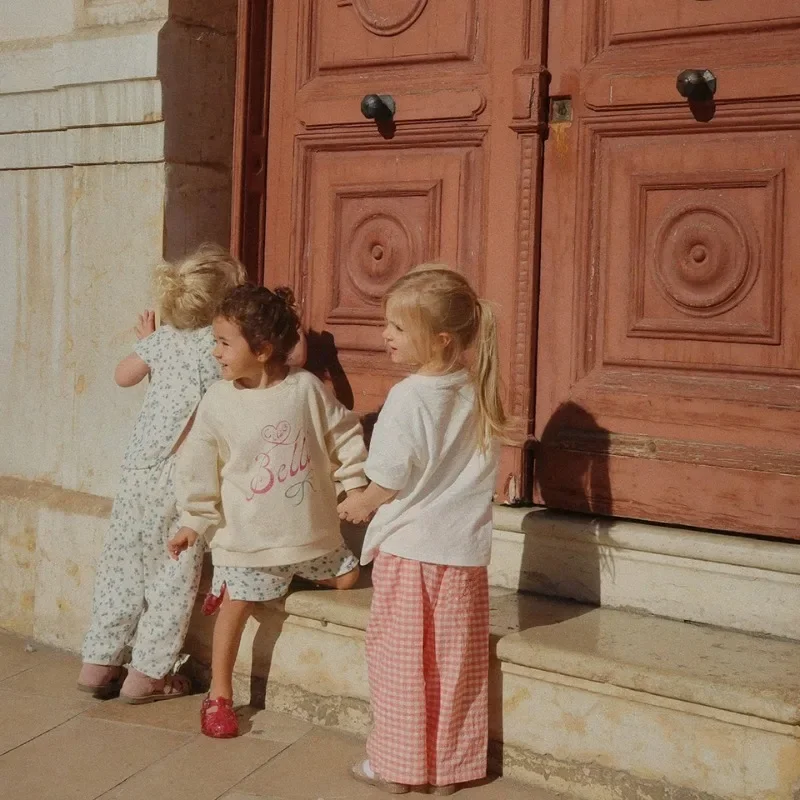 الفتيان الفتيات البلوز 2025 خريف جديد Ks الكرتون موضة الاطفال سترة القطن مخطط فضفاض الفتيات البلوز ملابس الأطفال