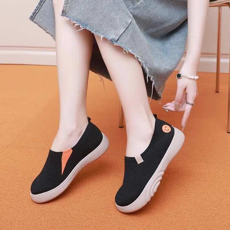 New knitted mesh sneakers women's breathable trainers slip on knitting shoes woman autumn flats comfort walking jogging shoes