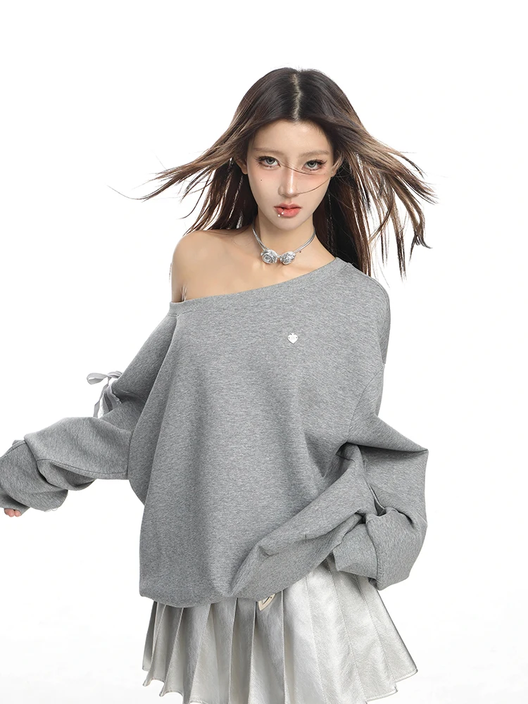 Chic Design Diagonal Shoulder Sweatshirt For Women Autumn Winter Loose Pullover Hoodies Long Sleeved Off Shoulder Top