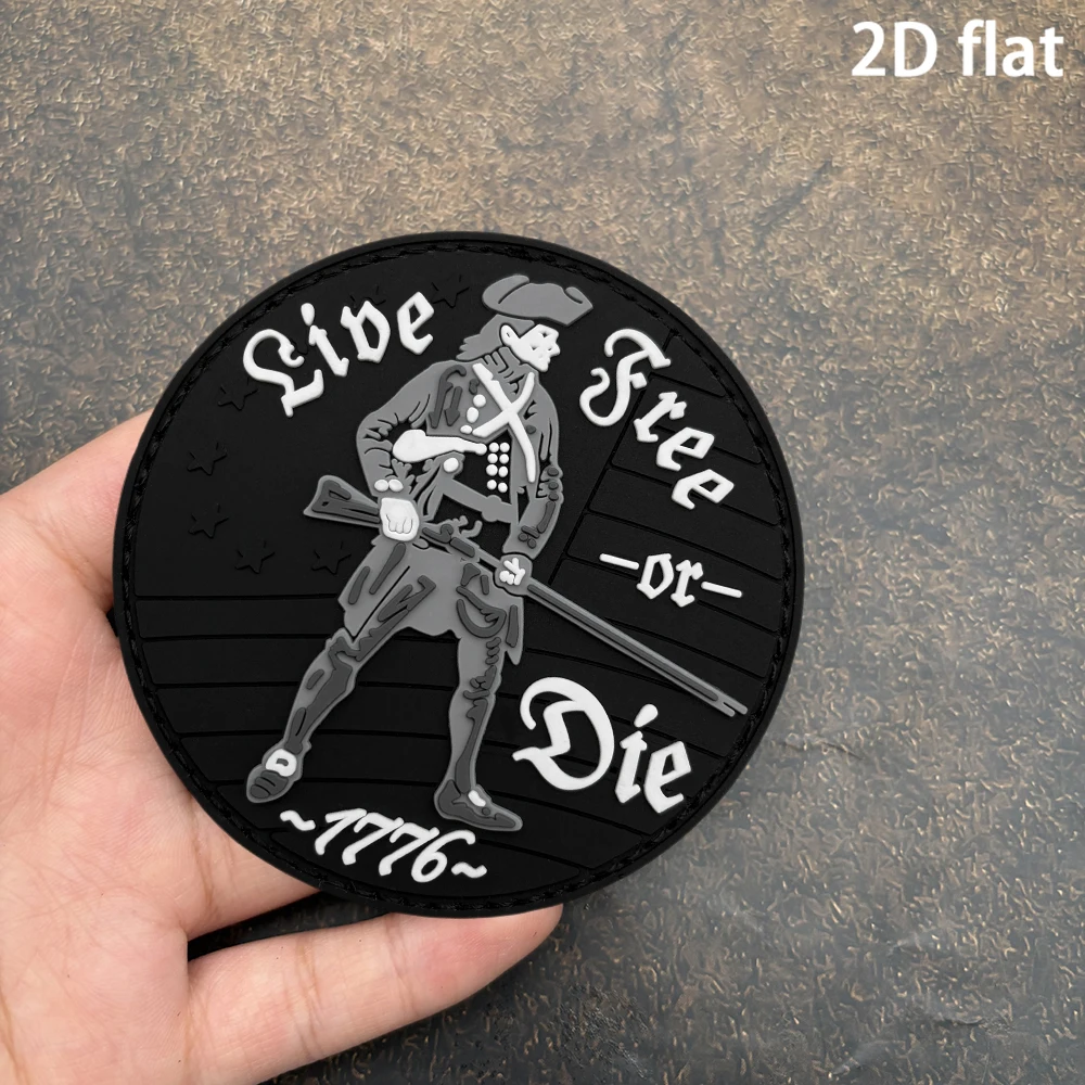 Símbolos y lemas de personajes retro nostálgicos sobre fondo negro, material de PVC plano 2D con efecto que brilla en la oscuridad incorporado, brazalete, borde en relieve 3D, resistente a desgarros, chaqueta de uniforme táctico, chaleco de combate, accesorios de ropa funcional para exteriores