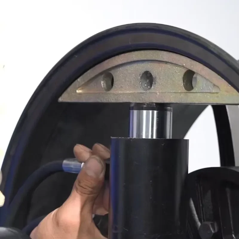 Hydraulic Auto Repair Equipment Car Rim Straightening Machine Alloy Repair Straightening Rim Machine