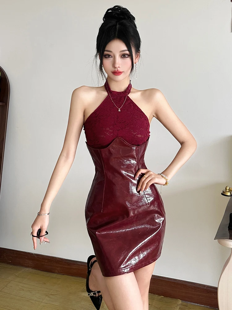 

Винтажный комплект: жилет из искусственной кожи с кружевными вставками и длинная юбка с бретелями, красный цвет, модный дизайн