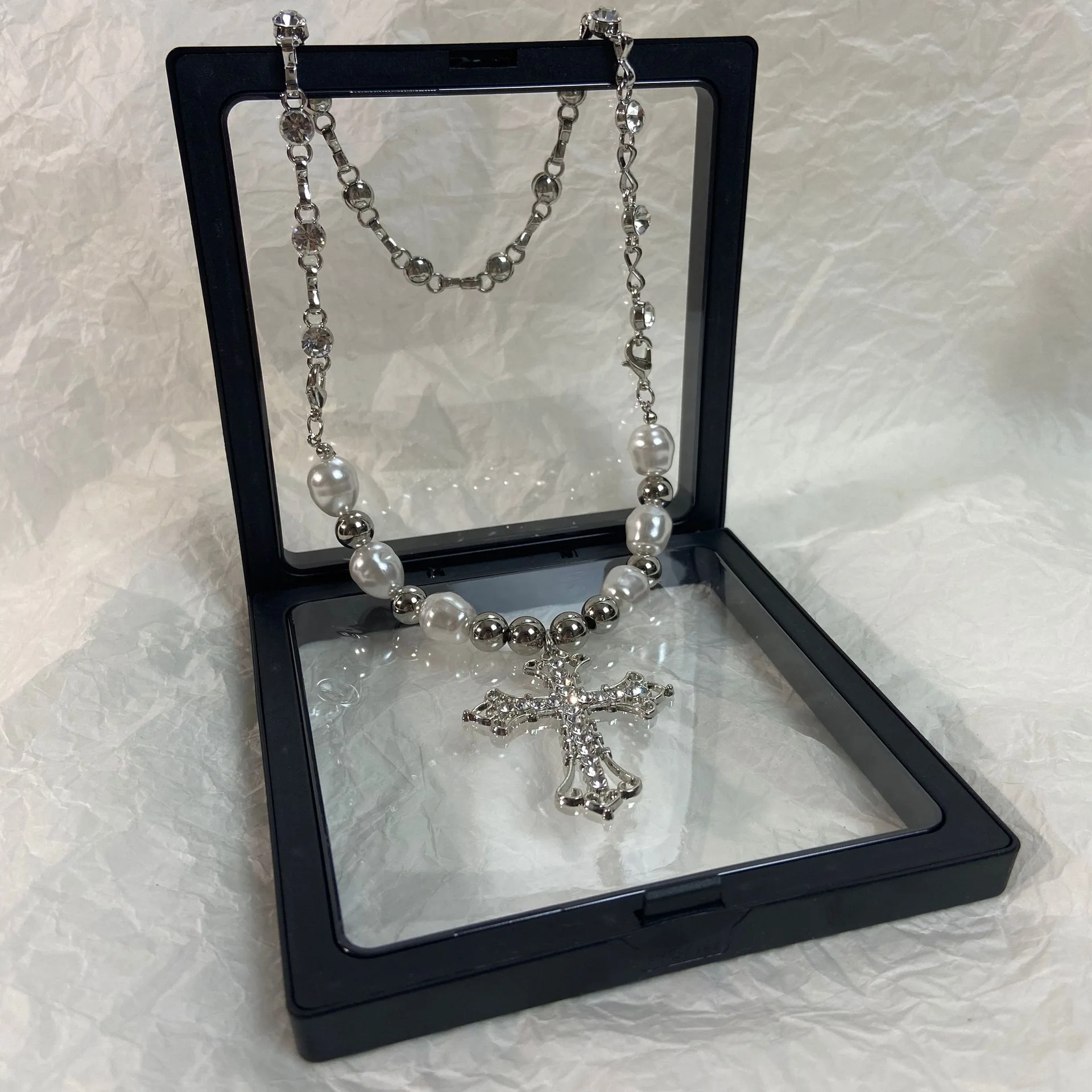 Fashionable Trend, Sweet and Cool Artificial Diamond Cross Pendant, Gorgeous Pearl Hip-hop Collarbone Chain Necklace Gift