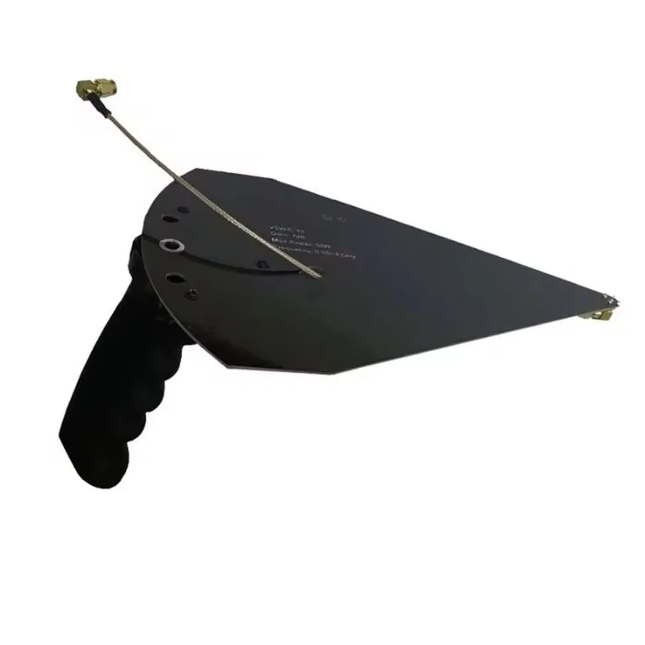 

Сверхширокополосная периодическая антенна SL10 от 50 МГц до 6 ГГц с высоким коэффициентом усиления 7 дБи и разъемом для эффективной передачи сигнала