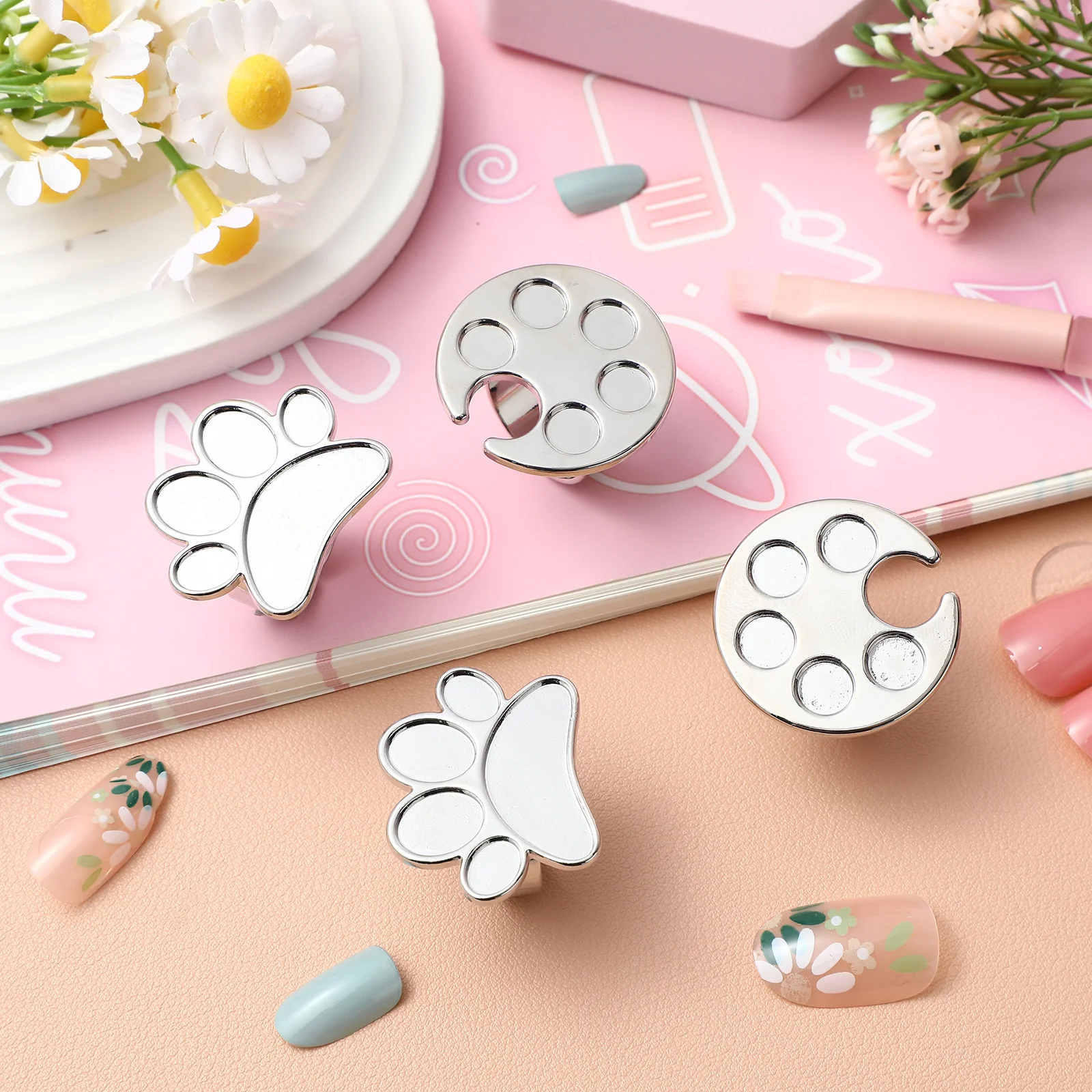 

4pcs Art Ring Plate Silver For Mixing Polish Pigments Diy Design Home Use Nail Art Palettes Ring Manicure Tool Nail Polish