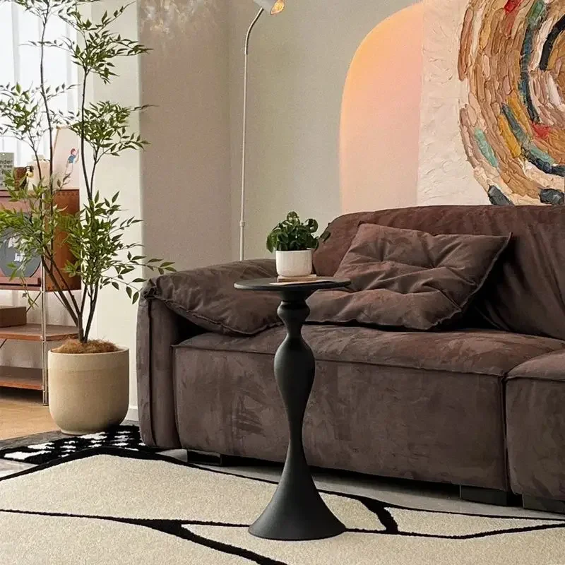 Modern Mermaid Waist-Shaped Coffee Table, Indoor Furniture, Sofa, Small Coffee Table, Iron Small Round Table, Side Table