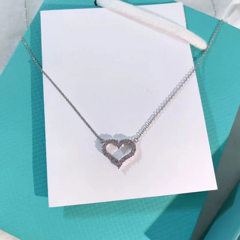 

Ожерелье Huitan с подвеской в виде сердца принцессы, серебряного цвета, романтичное, для свадьбы и помолвки, модные украшения для женщин