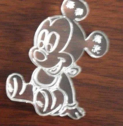 4060 آلة الحفر بالليزر CO2 باستخدام الحاسب الآلي قطع الخشب بالليزر تكوين نوع العملاقة يدعم تنسيق AI BMP PLT للمطاط