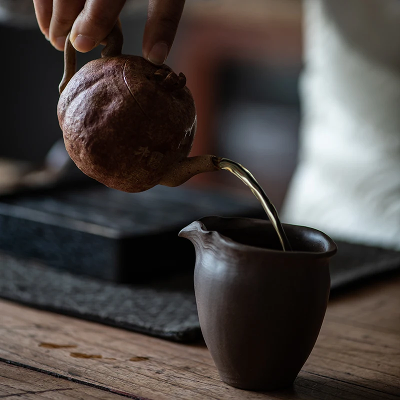 Handmade Yixing Purple Clay Teapot Tea Set Bionic Pot Raw Ore Beige Clay Pomegranate Pot Pot Small Capacity