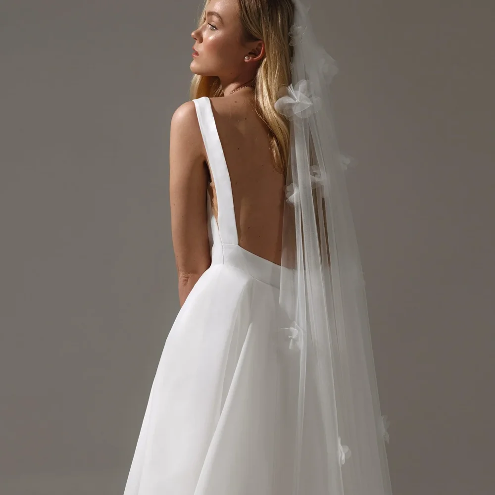 Свадебные платья с глубоким V-образным вырезом и бантами с открытой спиной Свадебные платья для взрослых Атласные вечерние платья без рукавов по индивидуальному заказу свадебное платье