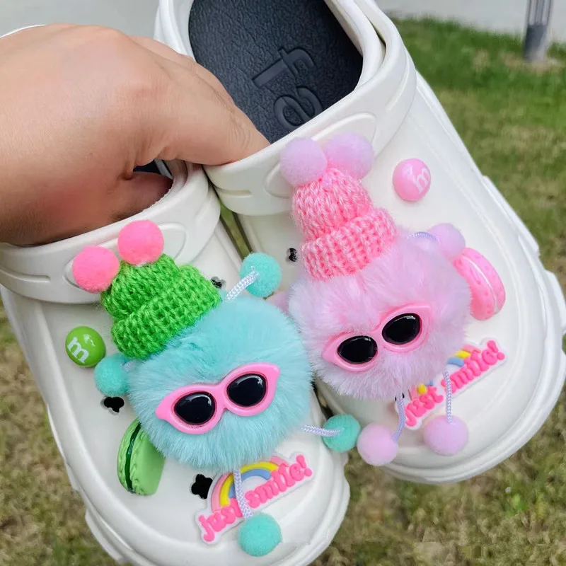 2024 New Bundle Quality Shoes Charms for Cute Furball Charms for  DIY Lovely Quality Garden Shoe Buckle Fashion Girls Kids Gift