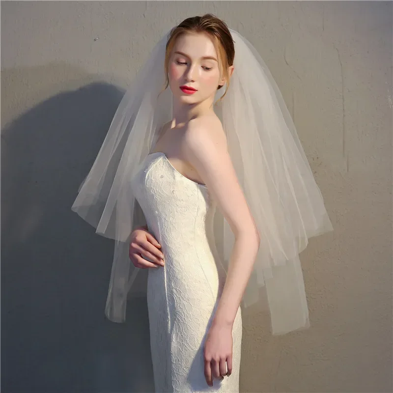 Short Tulle Cut Edge Two Layer Ivory Puffy Wedding Veil  White Elegant Shoulder Length Bride Veils