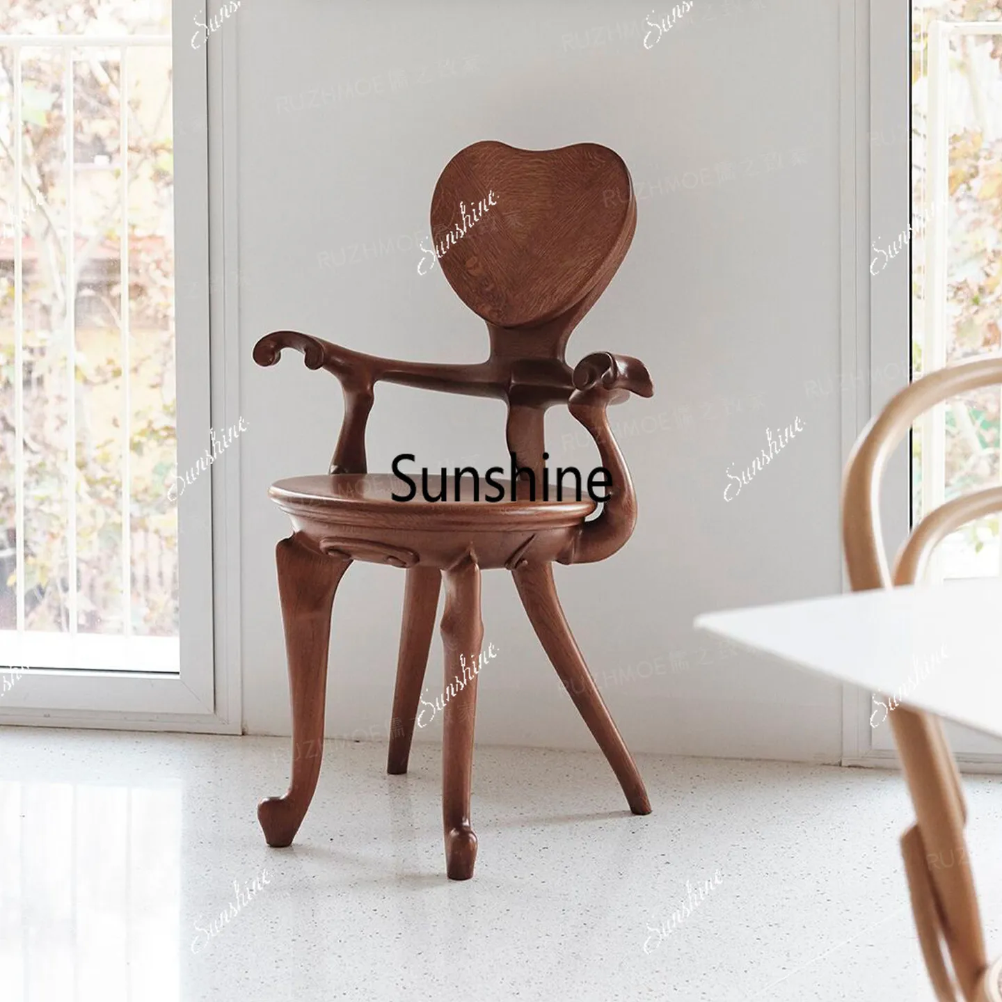 

Pre-owned solid wood chairs, leisure and silent style desk chairs, high-end dining room armchairs