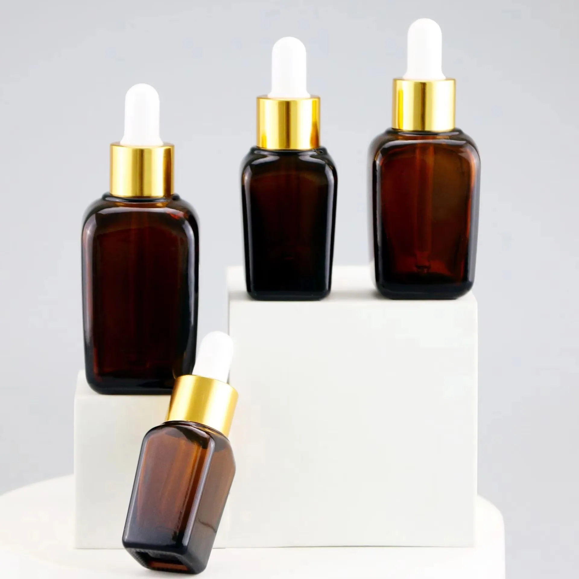 

264pcs 30ml amber glass bottle with gold lid Essential Oil Packaging Empty Bottle Luxury