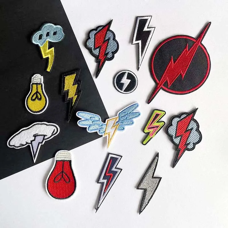 5 Stück, 15 Stück, personal isierte blinkende Blitz abzeichen Kleider aufkleber Stoff applikation Stickerei Eisen auf Patches Nähen zum Verstopfen