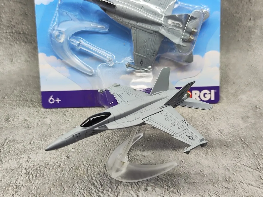 Corgi 1:144 90658 F/-18 Alloy model  American F18  fighter