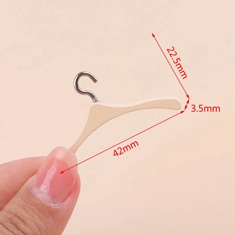 5Pcs 1:12 Scale Dollhouse Miniature Coat Hangers, Simulated Clothes Hanger Decoration, Doll House Scene Accessory Ornaments - view 6