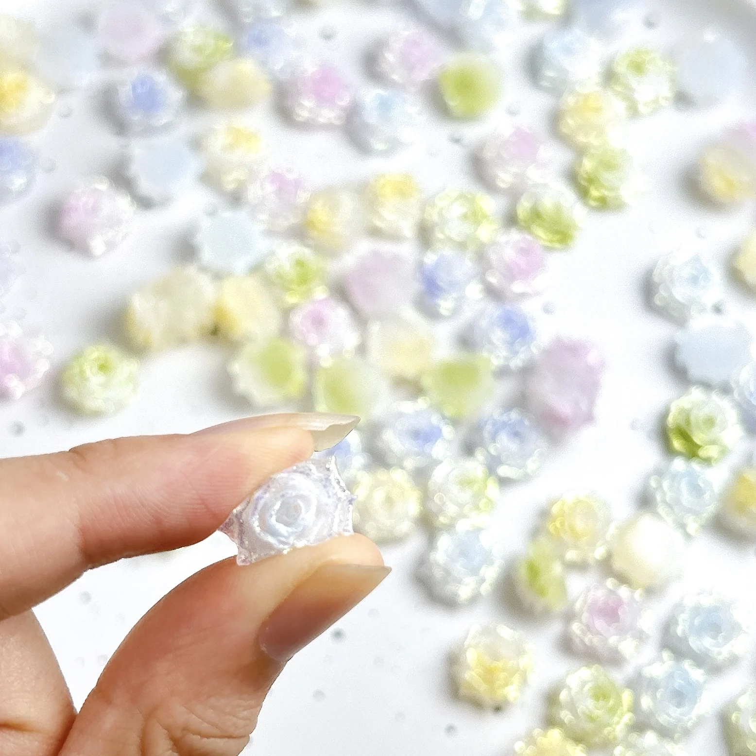 Dijes para decoración de uñas de resina rosa de Color sólido de ensueño, flores suaves y brillantes 3D, decoraciones para uñas, diseños de uñas de hadas DIY