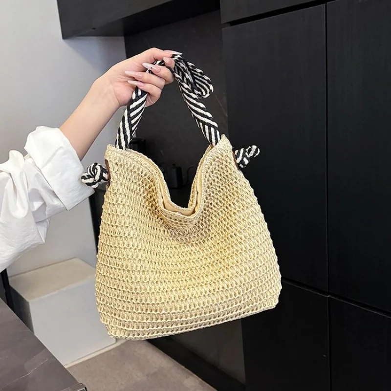 

Модная простая повседневная кожаная сумка-кошелек с минималистичным дизайном и винтажным шармом для отдыха