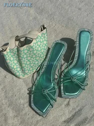 Sandali dolci con strass a cuore 2024 scarpe estive aperte con punta quadrata per le donne cinghie con tacchi alti all'aperto abito moda verde bianco