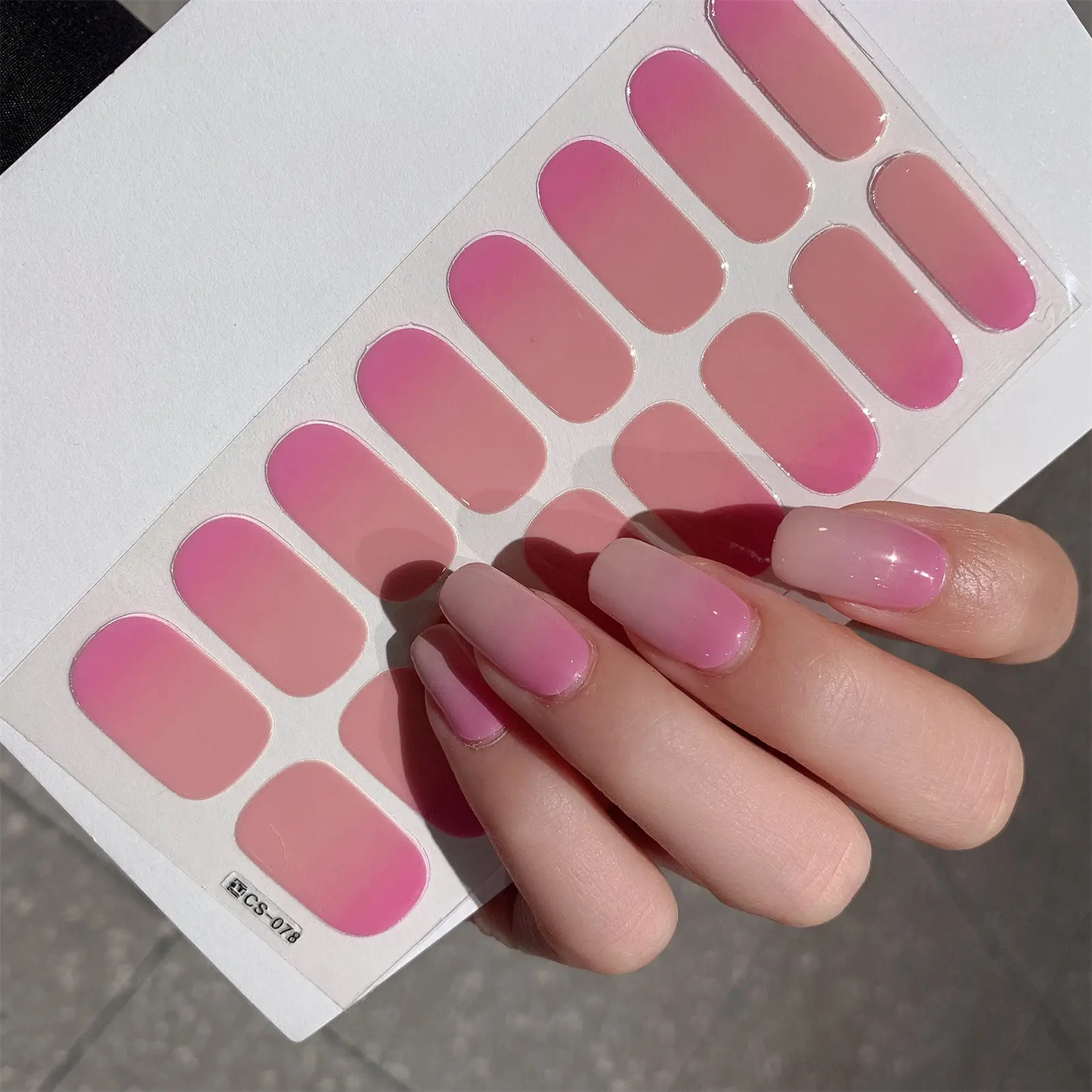 1 Blatt halbgehärtete Wrap-Nagelaufkleber mit Farbverlauf, mehrfarbig, festes Gel, vollständige Abdeckung, Schieber, keine UV-Lampe erforderlich, ausgehärteter, schneller Gel-Nagelaufkleber