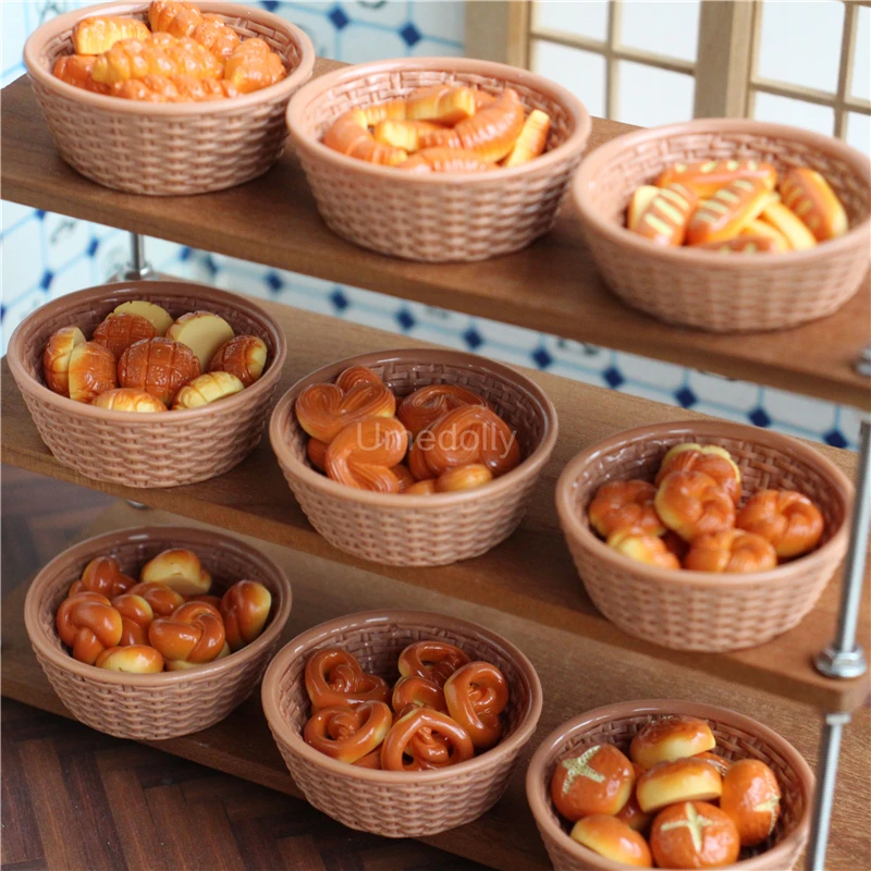 1/6 Scale Miniature Dollhouse Bread Mini Pretzel with Basket Pretend Kitchen Food for BJD Doll Accessories Toy