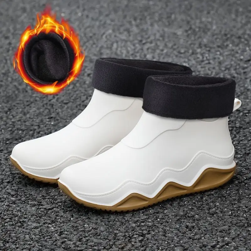 

New designer fashion rain boots women plush waterproof shoe couple lover rainshoes woman non slip ankle rainboot rubber galoshes
