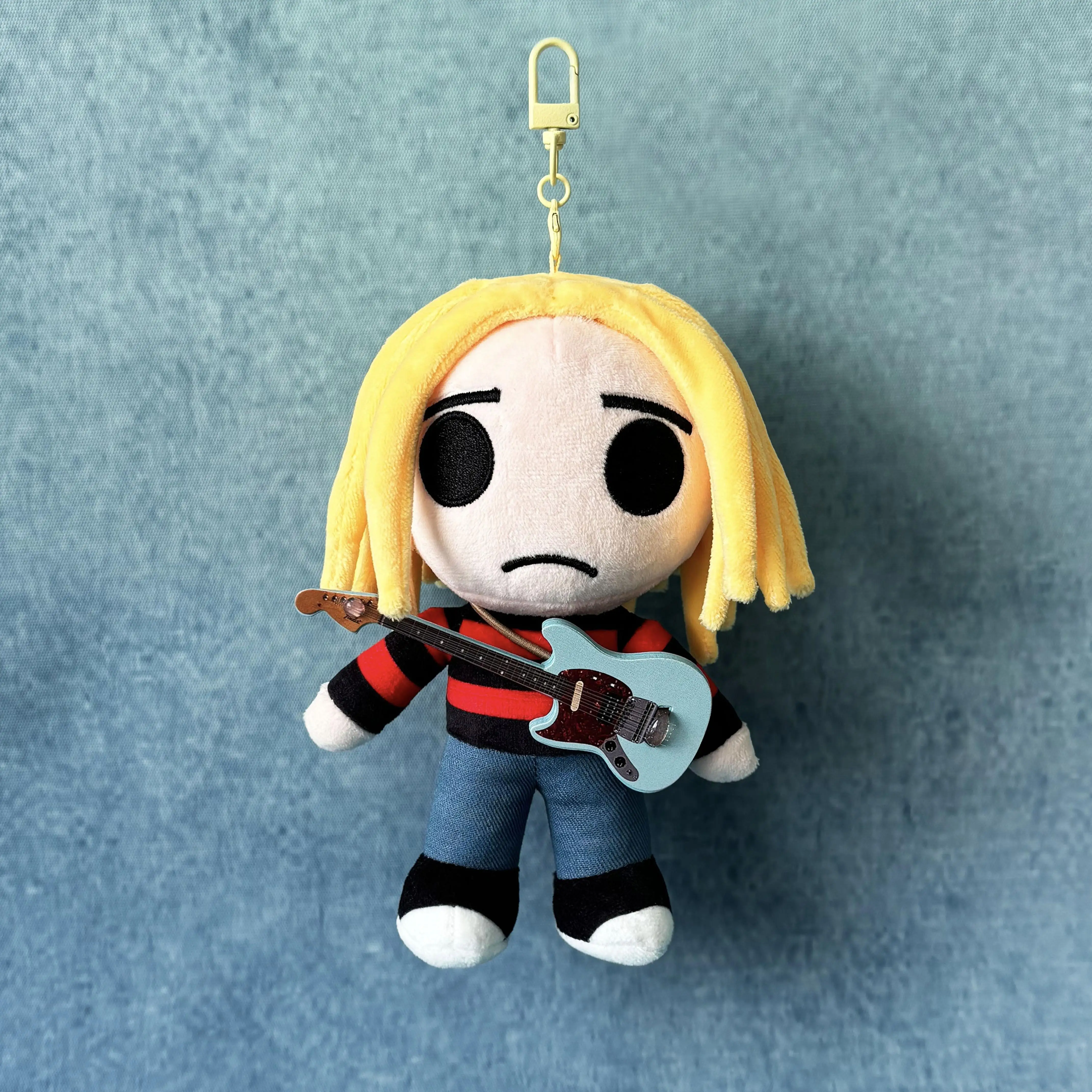

Grunge Music Icon Kurt Cobain Doll Keychain Plush Toy 90s Rock Legend Memorabilia Collectible Gift