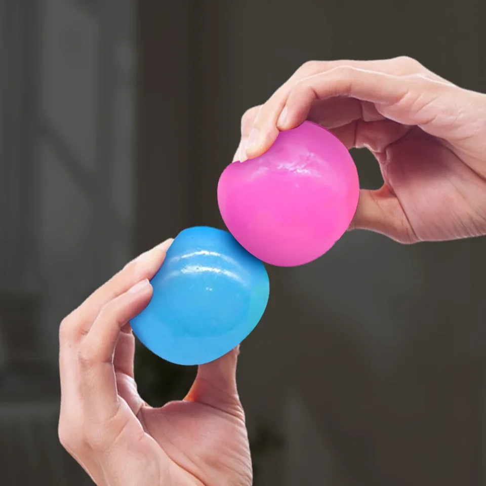 Bolas De Estrés Brillantes En La Oscuridad – Set De 6 Pelotas Adhesivas Que Se Pegan A Paredes Y Techos, Juguetes Anti Estrés Para Niños Y Adultos, Luminiscentes Y Reutilizables