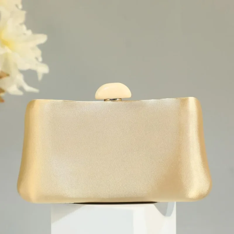 

Elegant Gold Satin Clutch Purse Fashion Classic Evening Bags Glossy Pure Color Silk Like Satin Hand Bag with Corssbody Chain