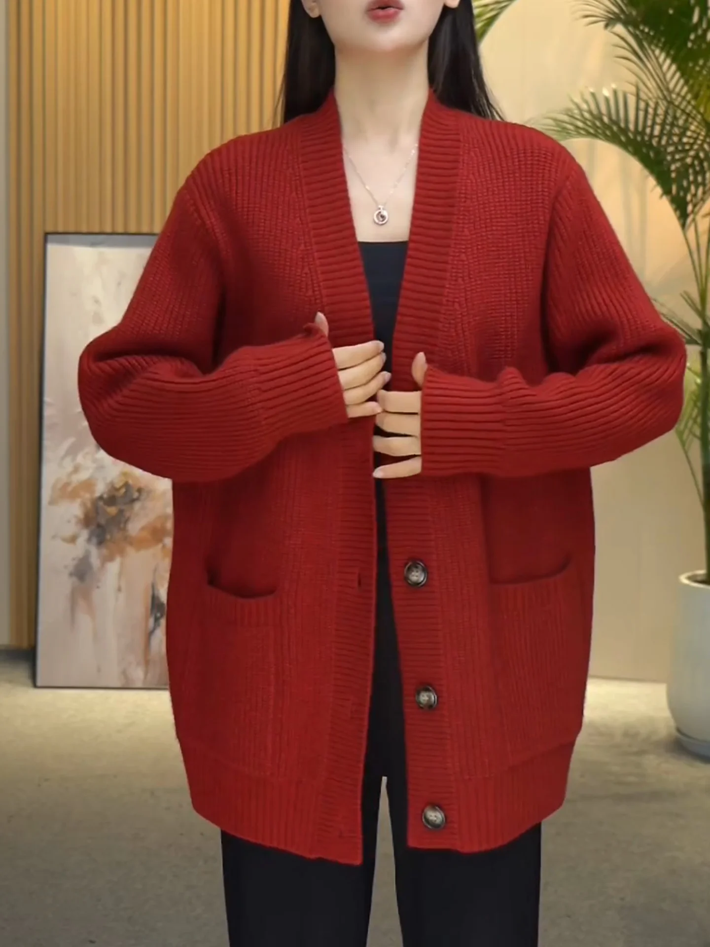 

Красный вязаный кардиган с V-образным вырезом и длинными рукавами, свободного кроя, женский, модный, повседневный, теплый, верхняя одежда больших размеров, белое пальто, подчеркивающее фигуру