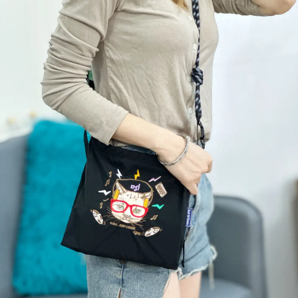 Kawaii Mini Makeup Bag Ballchain Eco-Friendly Shopping Bag Anime Large Capacity Portable Embroidered Waterproof Nylon Handbag