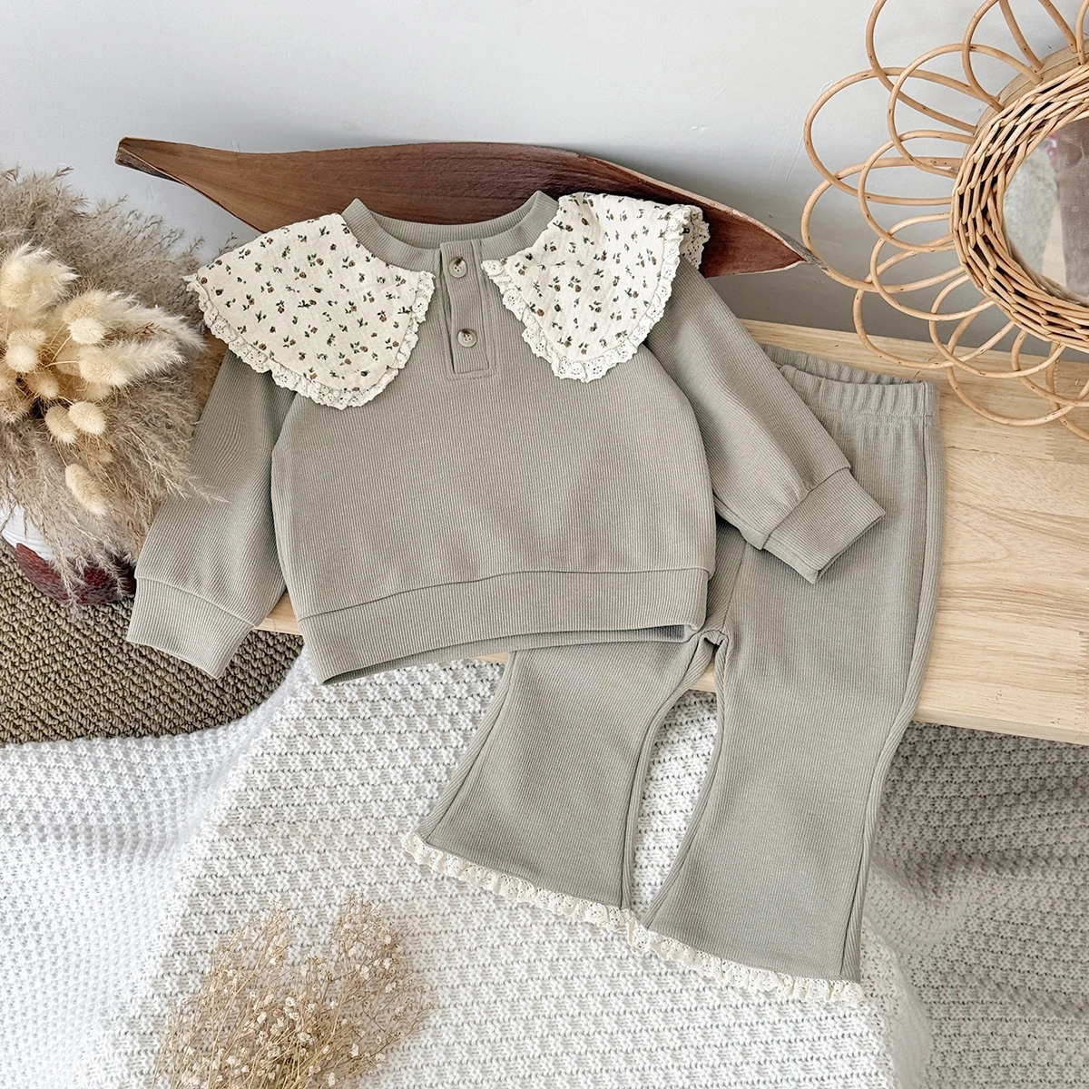 Boho Vintage Style 1-3 Years Toddler Girl 2Pcs Set Khaki Ribbed Sweatshirt + Pant Floral Collar Lace Trim Casual Outfit view 3