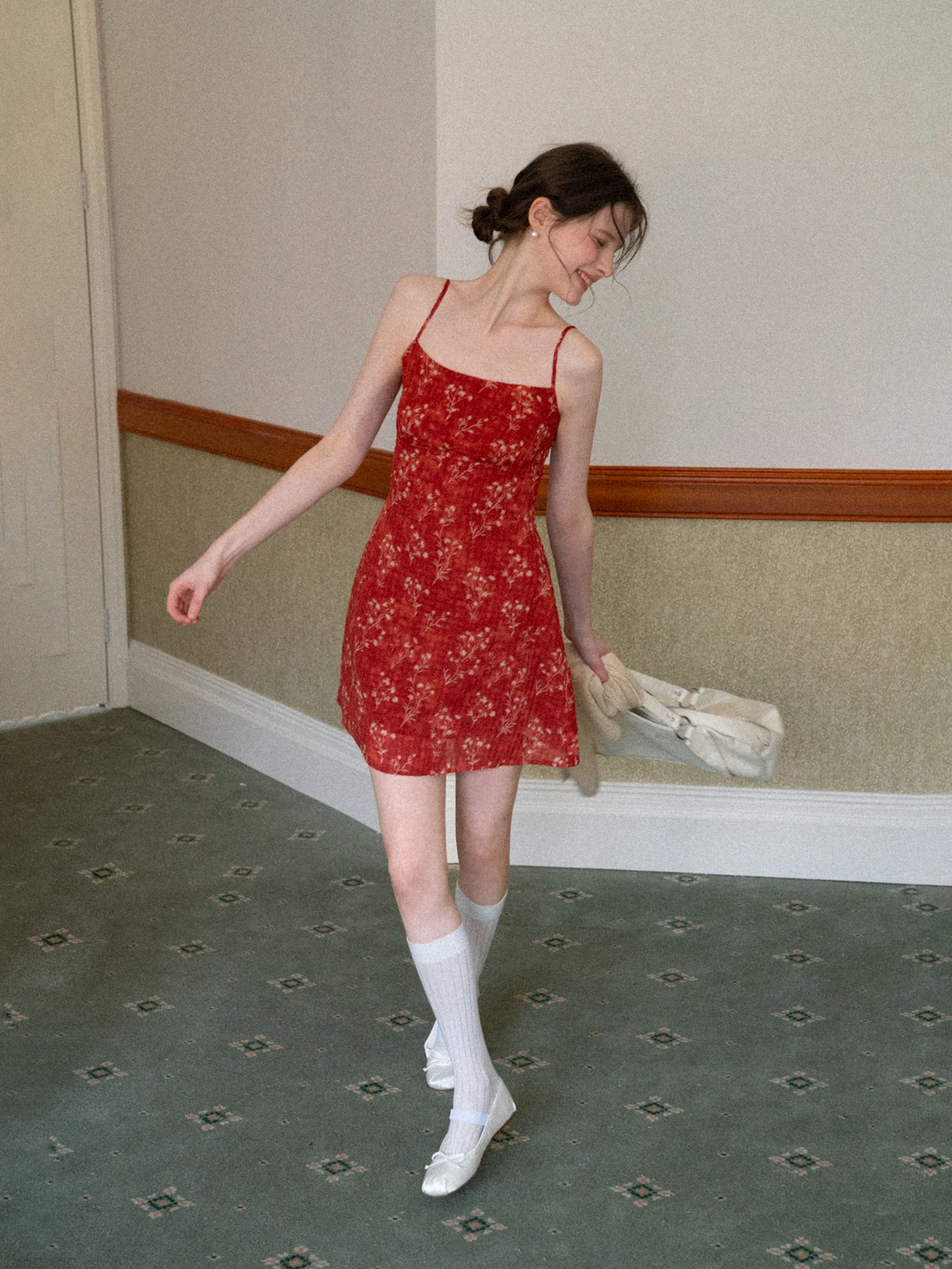 

Elegance Texture Red Print Strapless Dress Summer Waist Cinching Holiday Slim A-Line Skirt French Style High Waist Polye...